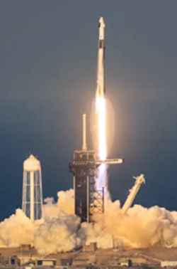 Falcon 9 Rocket on its way to the Space Station