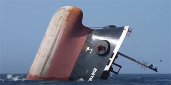 Houthi sink ship in Red  Sea - Chinese ships get a free pass
