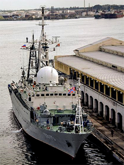Russian Spy Ship in Havanna